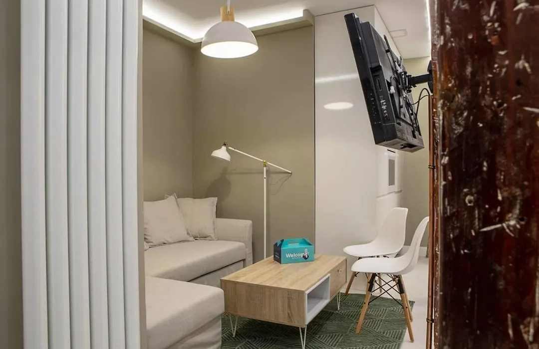 Cozy 2Bed2Bath&Patio W Bedbath In Mdrd'S Center-1